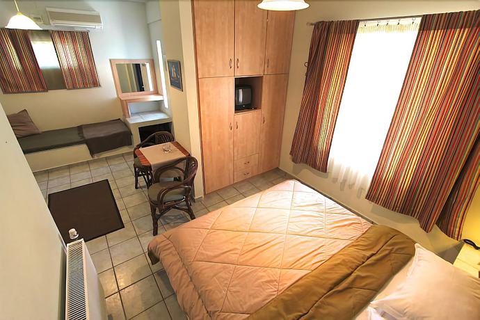 Imagen de la habitación del Hotel Katerina\'s Bungalows. Foto 10