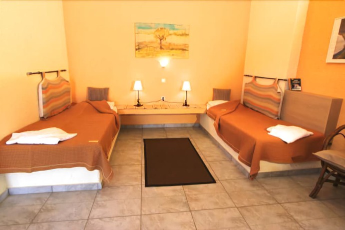 Imagen de la habitación del Hotel Katerina\'s Bungalows. Foto 12