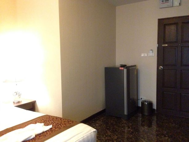 Imagen de la habitación del Hotel Katesiree House. Foto 7