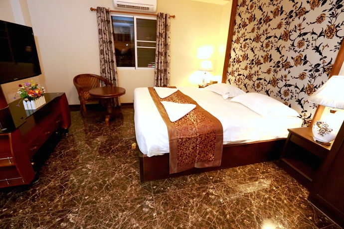 Imagen de la habitación del Hotel Katesiree House. Foto 9