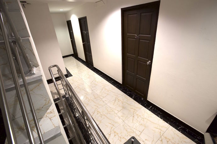 Imagen de los interiores del Hotel Katesiree House. Foto 15