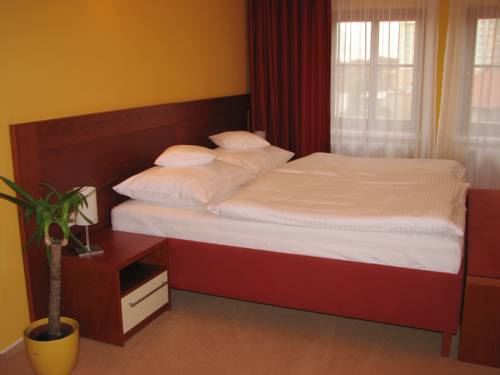 Imagen de la habitación del Hotel Katharein. Foto 8