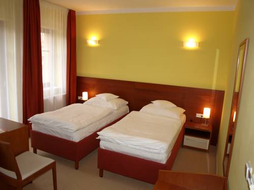 Imagen de la habitación del Hotel Katharein. Foto 11