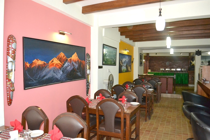 Imagen del bar/restaurante del Hotel Kathmandu Eco. Foto 7