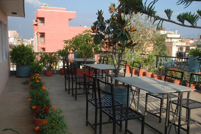 Imagen de los exteriores del Hotel Kathmandu Madhuban Guest House. Foto 11