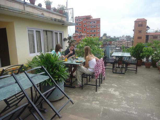 Imagen del bar/restaurante del Hotel Kathmandu Madhuban Guest House. Foto 4