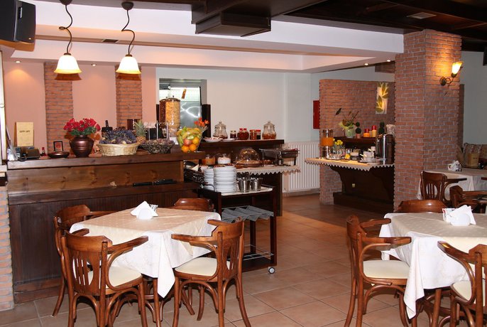 Imagen del bar/restaurante del Hotel Katia, Municipal Unit of Afetes. Foto 6