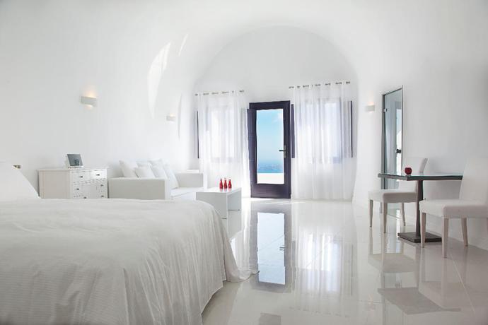 Imagen de la habitación del Hotel Katikies Chromata Santorini - The Leading Hotels Of The World. Foto 13
