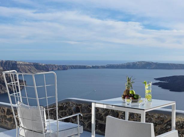 Imagen de la habitación del Hotel Katikies Chromata Santorini - The Leading Hotels Of The World. Foto 15