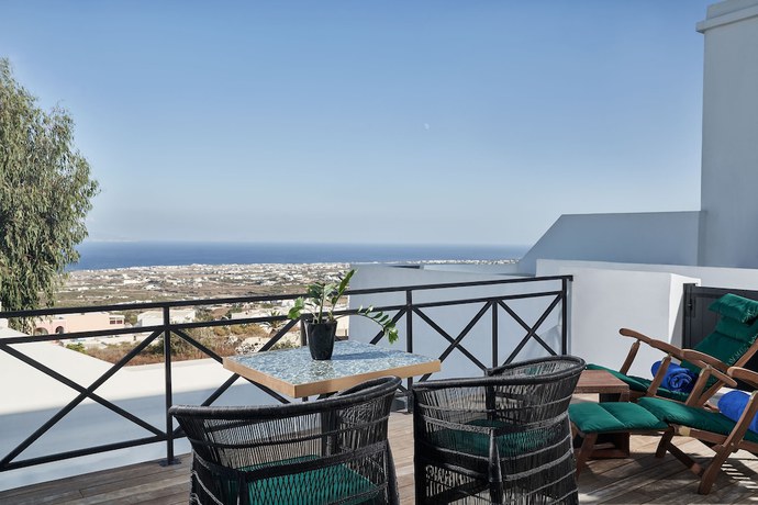 Imagen de los exteriores del Hotel Katikies Garden Santorini. Foto 8