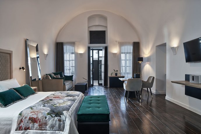 Imagen de la habitación del Hotel Katikies Garden Santorini. Foto 3