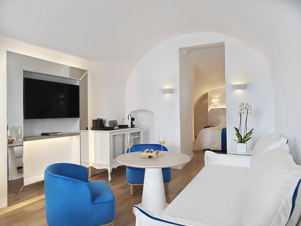 Imagen de la habitación del Hotel Katikies Santorini - The Leading Hotels Of The World. Foto 11