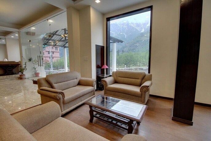 Imagen de los interiores del Hotel Katoch Grand By Vivaan. Foto 37