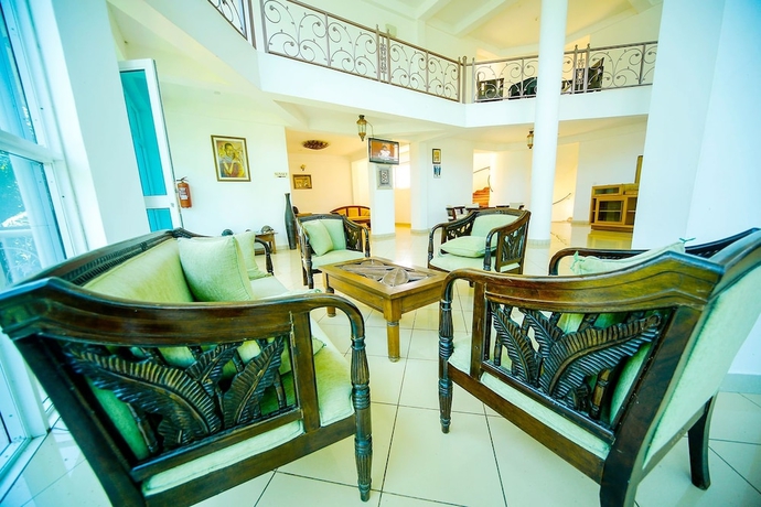 Imagen de los interiores del Hotel Katomi Kingdom Resort. Foto 16