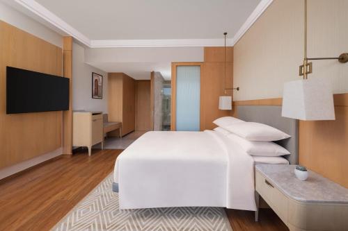 Imagen de la habitación del Hotel Katra Marriott Resort & Spa. Foto 11