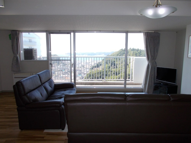 Imagen de la habitación del Hotel Katsuura Hilltop & Residence. Foto 9