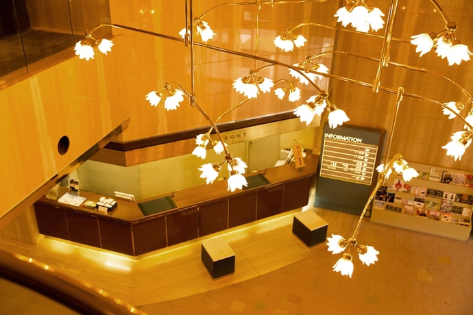 Imagen de los interiores del Hotel Katsuyama New. Foto 16