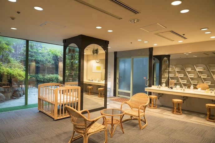Imagen de la piscina del Hotel Katsuyama New. Foto 19