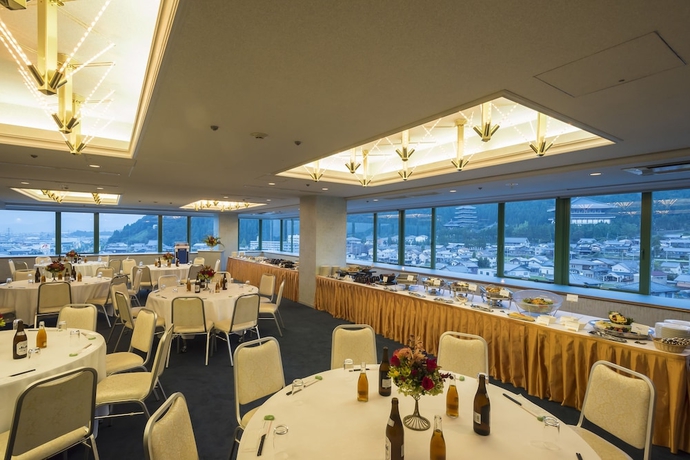Imagen del bar/restaurante del Hotel Katsuyama New. Foto 3