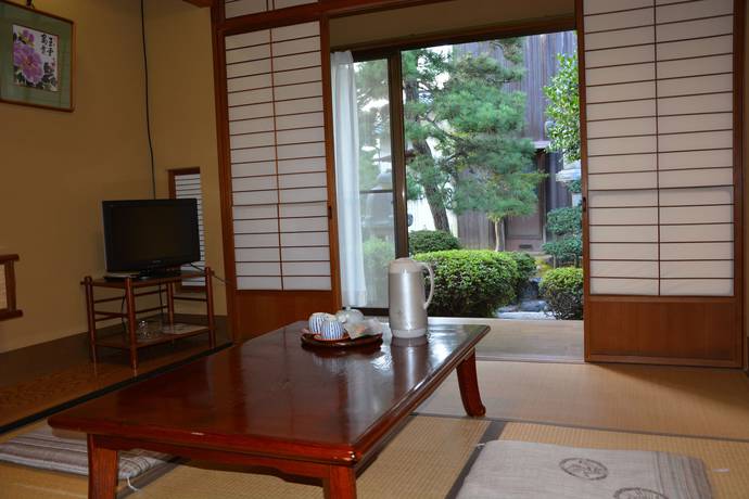 Imagen de la habitación del Hotel Katsuzakikan. Foto 6