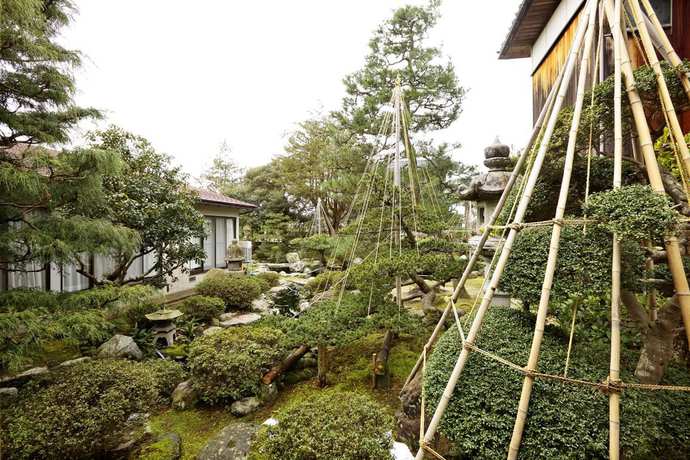 Imagen de los exteriores del Hotel Katsuzakikan. Foto 10