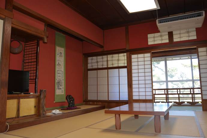 Imagen de la habitación del Hotel Katsuzakikan. Foto 9