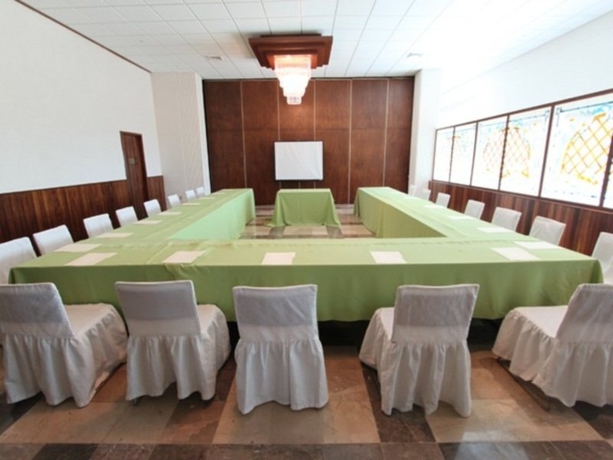 Imagen general del Hotel Katuxlan. Foto 4