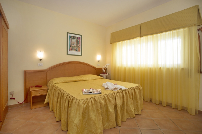 Imagen de la habitación del Hotel Katy. Foto 11