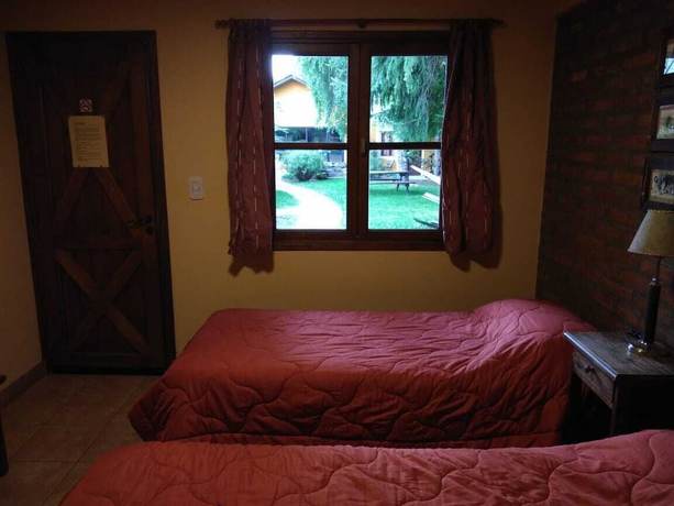 Imagen de la habitación del Hotel Kau Kaleshen. Foto 10