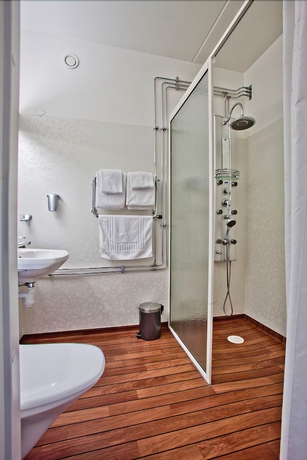 Imagen de la habitación del Hotel Källan l Spa Konferens. Foto 11