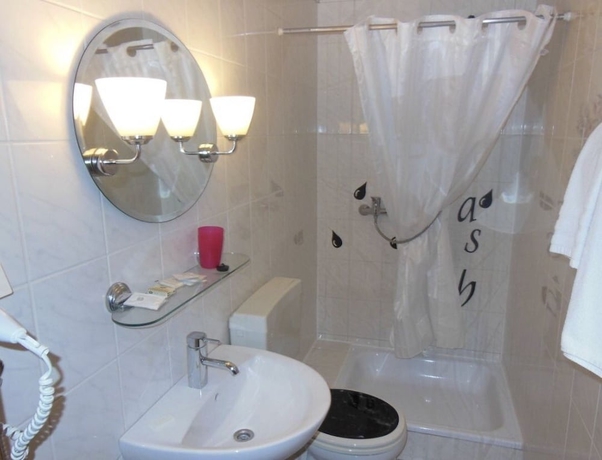 Imagen de la habitación del Hotel K&auml;mpgens - Hof. Foto 12