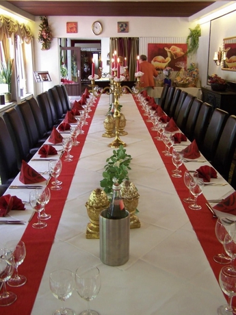 Imagen del bar/restaurante del Hotel K&auml;mpgens - Hof. Foto 4