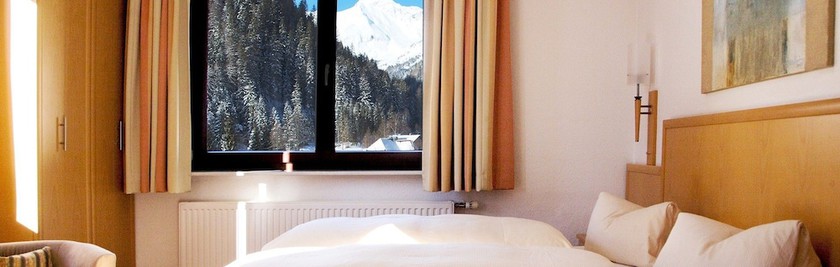 Imagen de la habitación del Hotel K&auml;rntnerhof Mallnitz. Foto 14