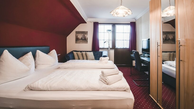 Imagen de la habitación del Hotel Kärntnerhof Velden by S4Y. Foto 10