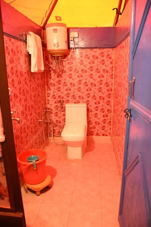 Imagen de la habitación del Hotel Kausani Adventure And Camping. Foto 8