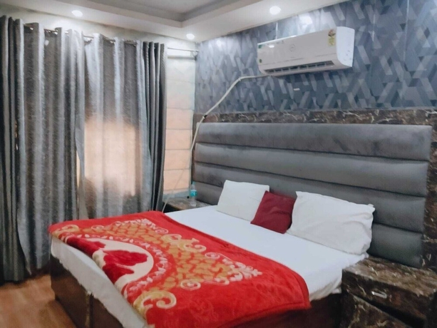 Imagen de la habitación del Hotel Kaushal. Foto 3