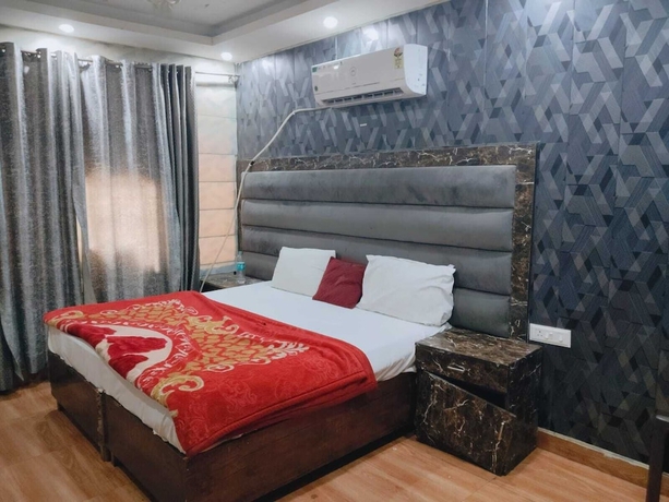 Imagen de la habitación del Hotel Kaushal. Foto 9