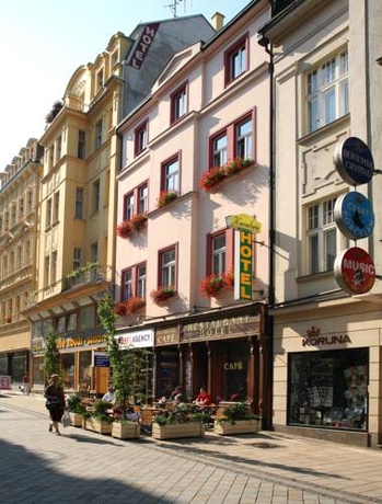 Imagen general del Hotel Kavalerie. Foto 4