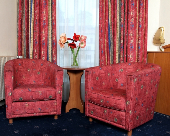 Imagen de los interiores del Hotel Kavalir. Foto 14