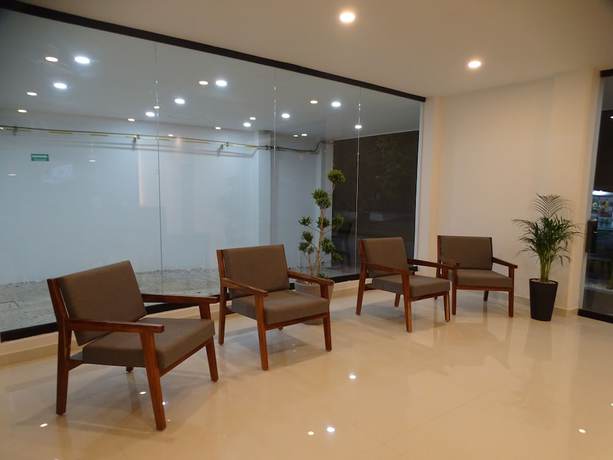 Imagen de los interiores del Hotel Kavia Plus. Foto 17