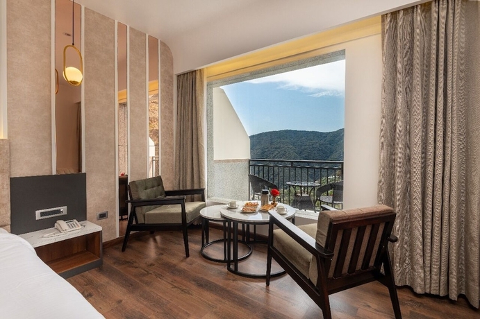 Imagen de la habitación del Hotel Kavin The Chail Resort - Serene Valley Views. Foto 7
