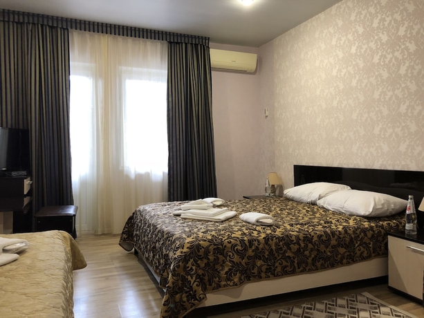 Imagen de la habitación del Hotel Kavkaz, Ol'ginka. Foto 4