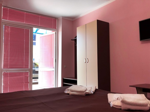 Imagen de la habitación del Hotel Kavkaz, Ol'ginka. Foto 9