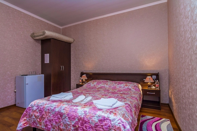 Imagen de la habitación del Hotel Kavkaz, Ol'ginka. Foto 11