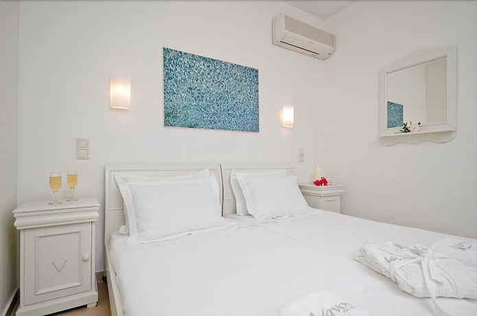 Imagen de la habitación del Hotel Kavos Boutique Naxos. Foto 8