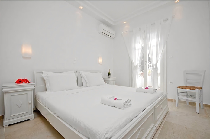 Imagen de la habitación del Hotel Kavos Boutique Naxos. Foto 15