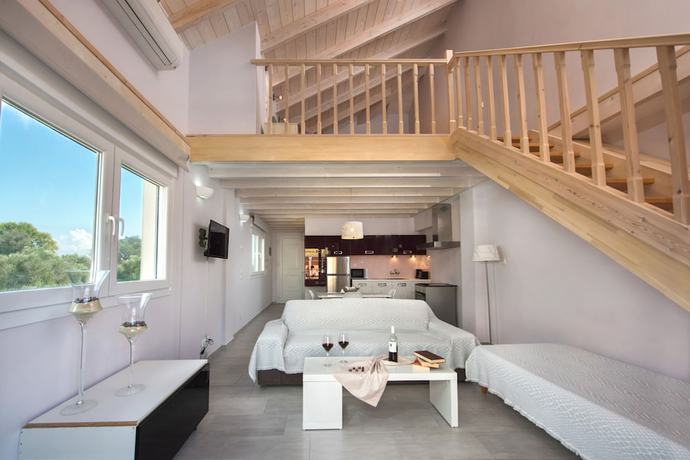 Imagen de la habitación del Hotel Kavos Plaza. Foto 9