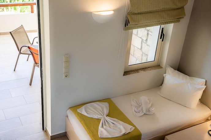 Imagen de la habitación del Hotel Kavos, Stavros. Foto 13