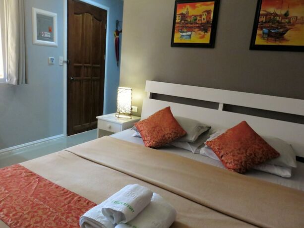 Imagen general del Hotel Kav's Beach Resort. Foto 4