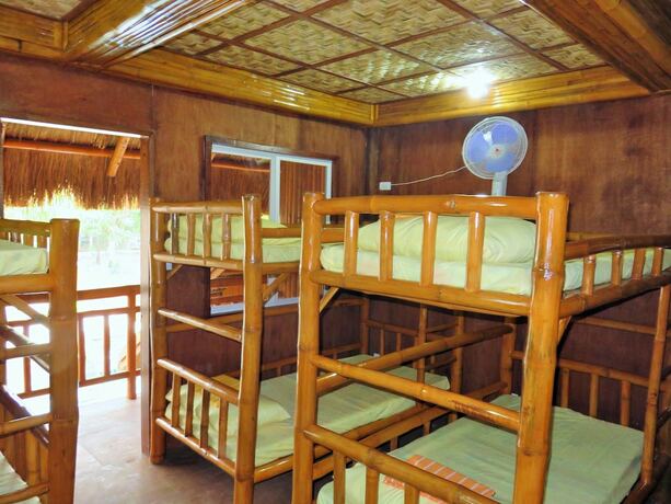 Imagen general del Hotel Kav's Beach Resort. Foto 8
